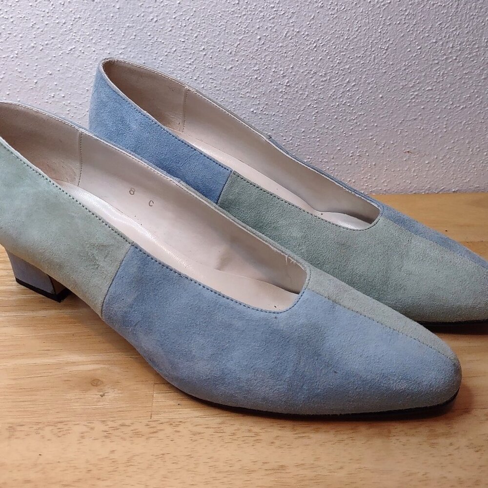 Vintage Apart 2-tone Blue & Green  Suede 2 inch Cuban Heel Pumps  Size 8 C EUC